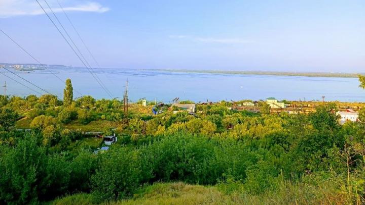 Штормовое предупреждение сохраняется в Саратовской области