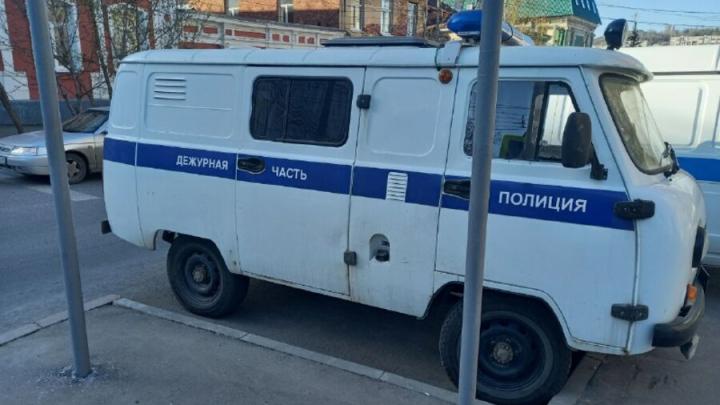 В Ершове пьяная гостью обокрала подругу