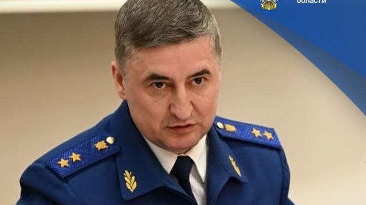 Прокуратура выявила две незаконные парковки во дворах саратовских многоэтажек