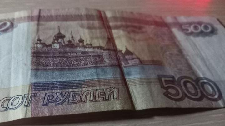 Хитрый житель Энгельса «кинул» друга на деньги и пытался обвинить его в вымогательстве