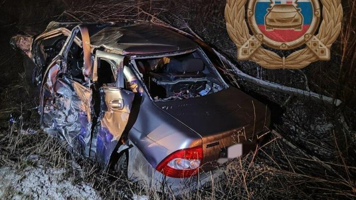 В массовой аварии под Татищевом пострадали четыре водителя и ребенок