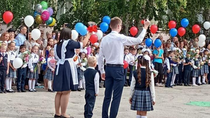 Стали известны даты проведения последнего звонка и выпускных вечеров