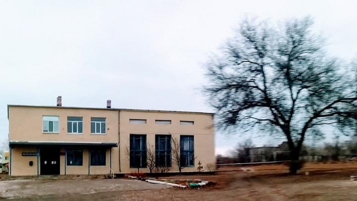 В Саратовской области создадут программу развития образования с упором на кадры