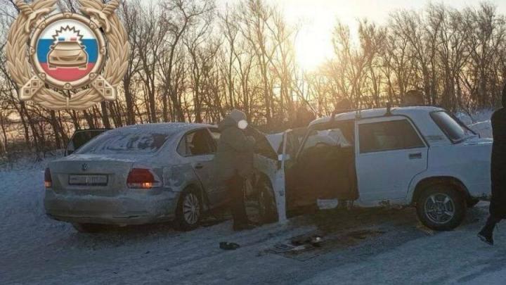 Женщина погибла в автокатастрофе в Ершовском районе