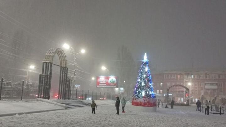 Метель и густой туман: какой будет погода в Саратовской области в воскресенье