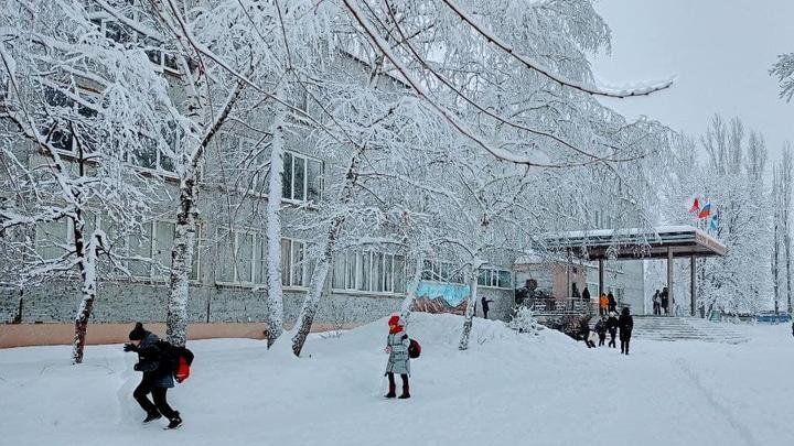 В школах Саратовской области досрочно объявляют каникулы