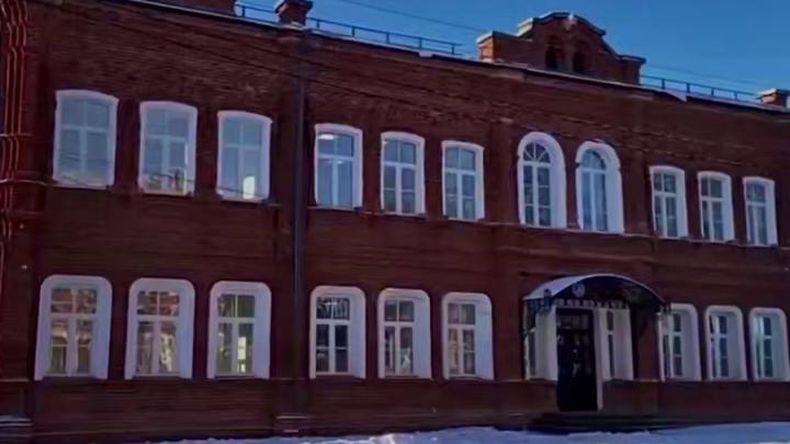 В Петровске отреставрировали здание бывшего духовного училища XIX века для детского центра профориентации