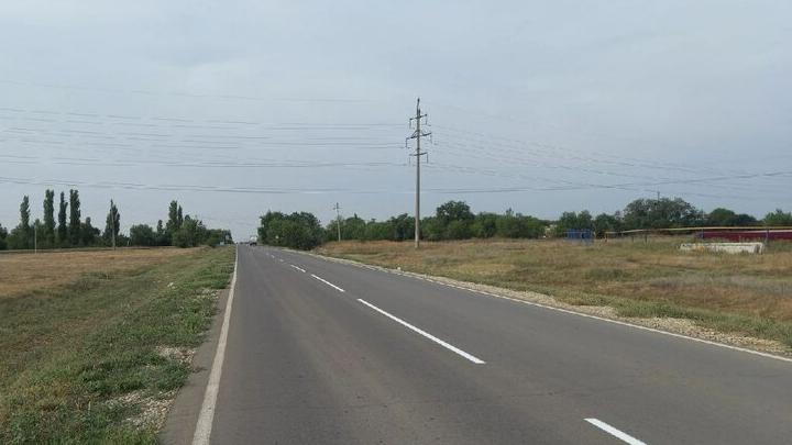 Дорога для школьных автобусов: в Саратовской области доделывают важную трассу между двумя районами