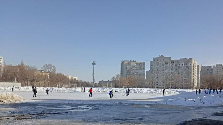 Катки на стадионах «Спартак» и «Волга» снова открыты