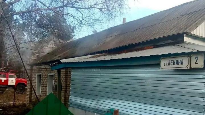 Двое мужчин погибли на пожаре в Саратовской области