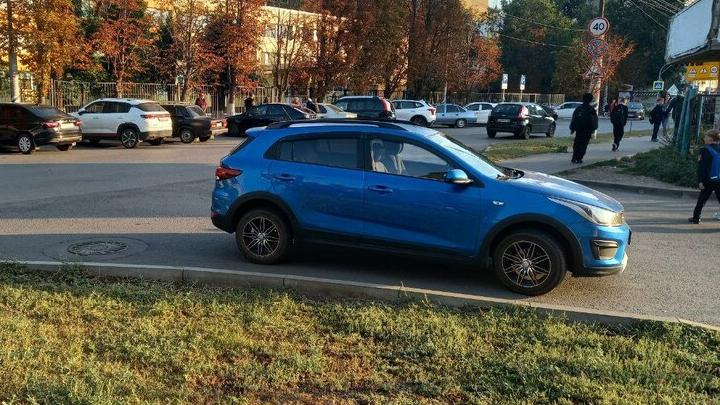 Саратовчанка потеряла 1,8 млн рублей при покупке авто в интернете
