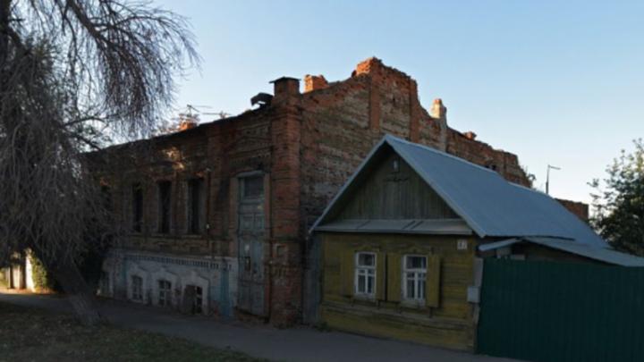 Власти Саратова безвозмездно передадут епархии дом-памятник на Большой Горной