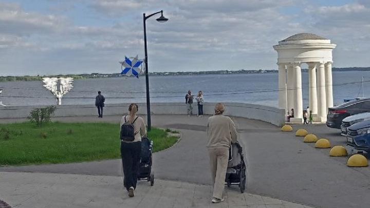 «Девушки, рожайте!»: саратовские депутаты утвердили выплаты студенческим семьям