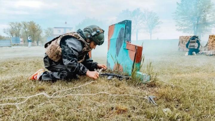 Школьники Саратова участвовали в «Зарнице 2.0» на полигоне института Росгвардии