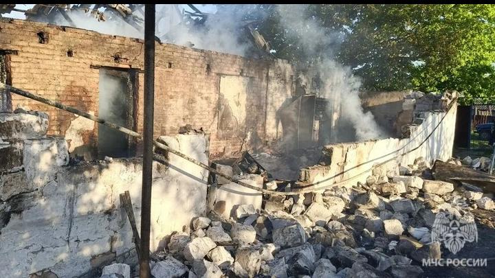Пенсионерка погибла в ночном пожаре в Саратовской области