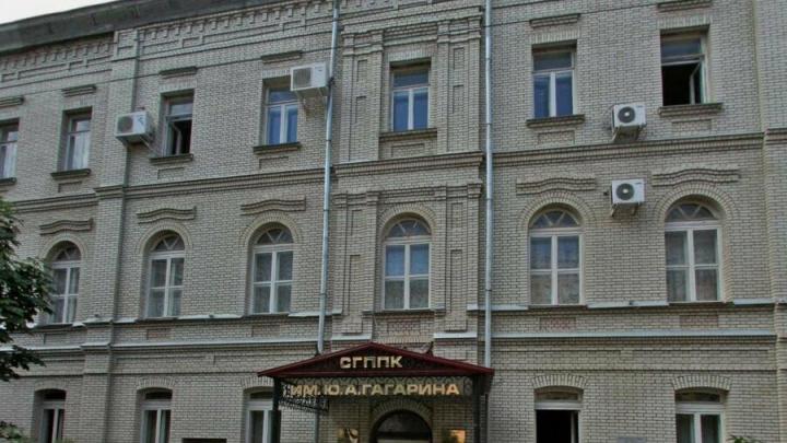 В здании саратовского колледжа за 32 миллиона поменяют всё: от окон до линолеума