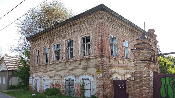 В Энгельсе благодаря торгам сохранят исторические здания на улице Пушкина