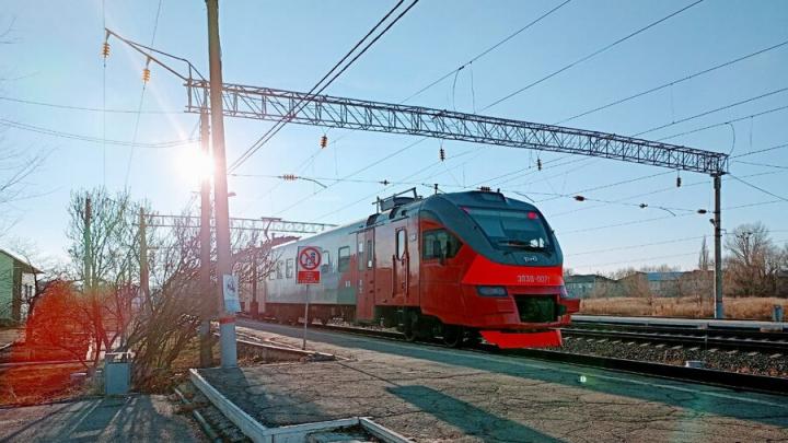 С 1 июня отменяют четыре пригородных поезда между Саратовом и Тарханами