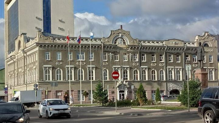 В мэрии Саратова объединят должности руководителей для экономии бюджета