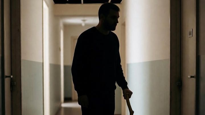 В Балашове шесть мужчин избили палками семью