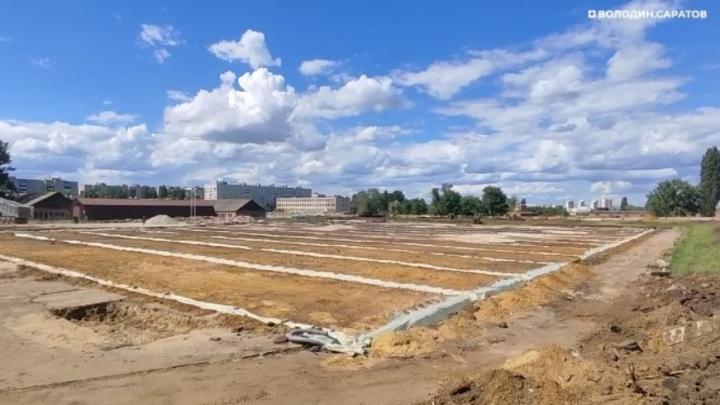 В спорткомплексе артиллерийского училища завершают ремонт к августу