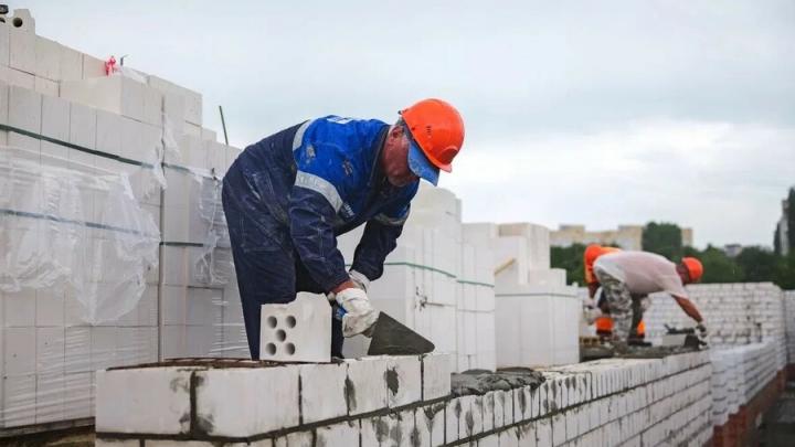 В Заводском районе Саратова начали строить Дворец единоборств