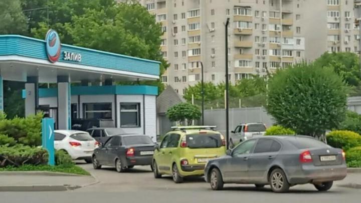 Проблемы с бензином: саратовцам рассказали о плане импорта
