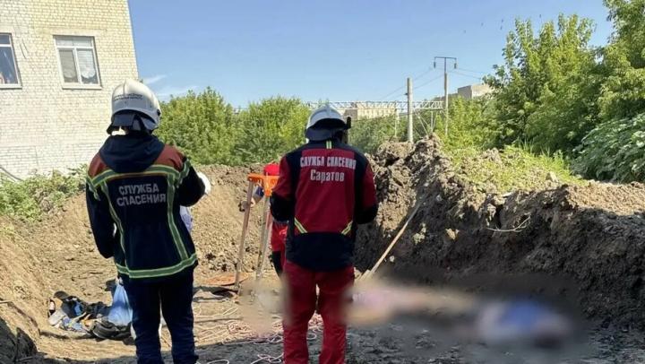 В Саратове двое мужчин погибли в колодце