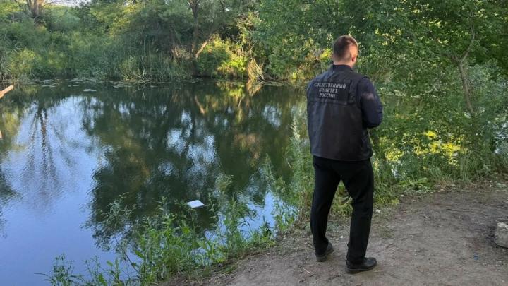 В пруду под Саратовом нашли тело мужчины