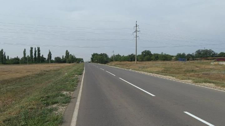 В трех отдаленных районах Саратовской области меняют водопроводы, больницы и дороги