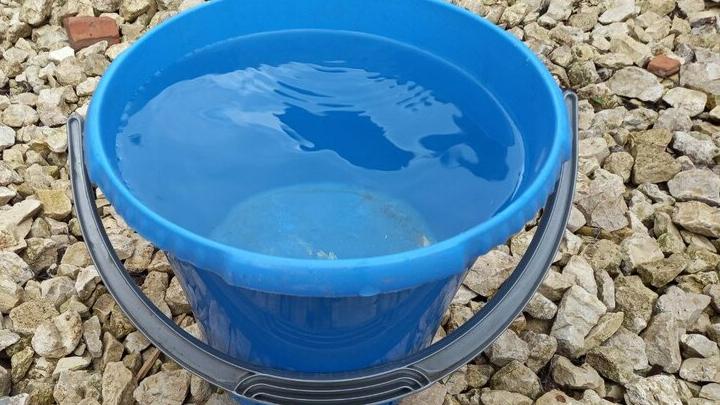 В энгельсском поселке на несколько часов отключили воду из-за коммунальной аварии