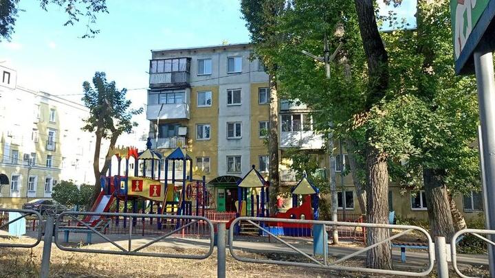 С 1 сентября семьям с двумя детьми в Саратовской области упростят получение ипотечных каникул