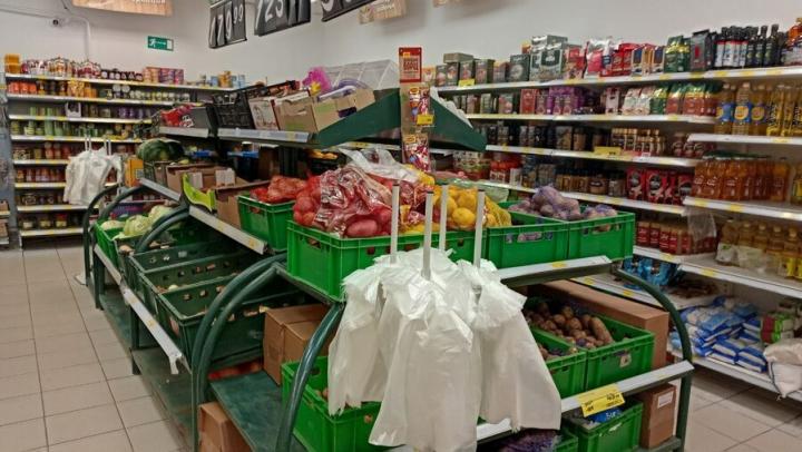 Что стало дороже, а что — дешевле: свежий ценник на продукты в Саратове