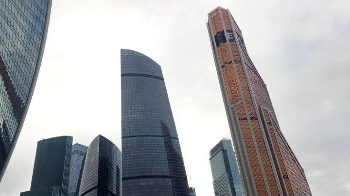 15 лет без отпусков: как долго саратовцы копят на студию в Москве