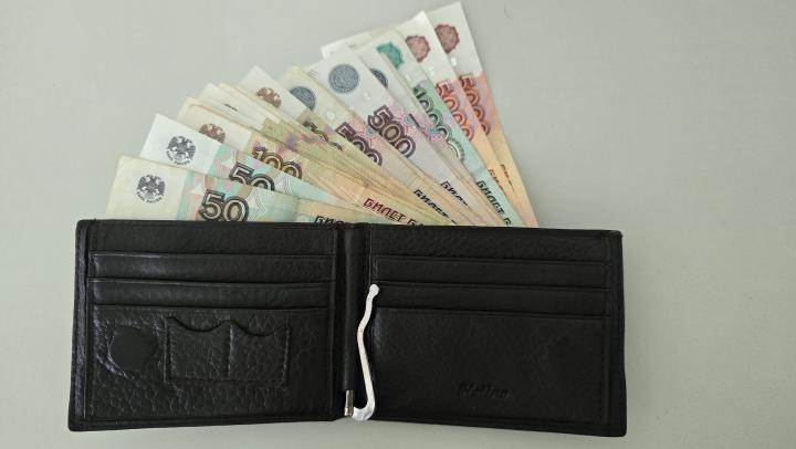 Жители Саратова считают, что МРОТ должен быть более чем в 2 раза больше установленного
