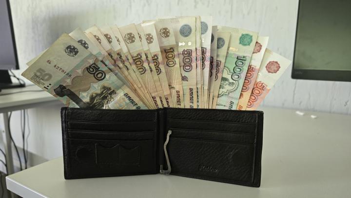 Стипендия не покрывает расходы на жизнь: саратовским студентам могут увеличить выплаты