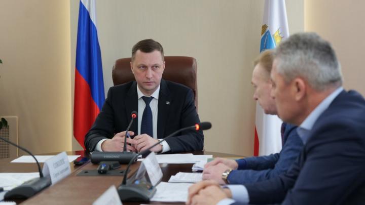 Слабеют позиции: губернатор Саратовской области теряет место в рейтинге глав регионов