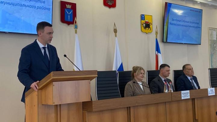 Максим Леонов избран главой Энгельсского района