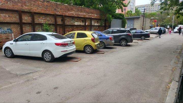 Саратовец вернул 270 тысяч рублей после ареста автомобиля за кражу украшений