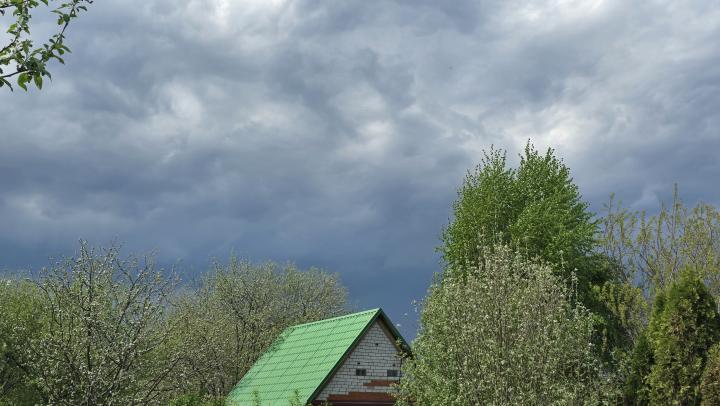 В Саратове холодно и без осадков