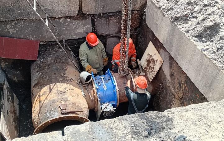 В Саратове продолжаются масштабные работы по замене водопровода