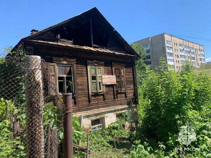 23 пожара за сутки: в Саратовской области горели дома, гаражи и три автомобиля 