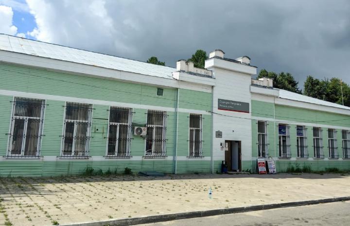 Апелляция подтвердила требование восстановить вокзал в Петровске  