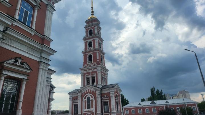 В Саратове введут временные ограничения движения транспорта в связи с прибытием мощей святителя Тихона  