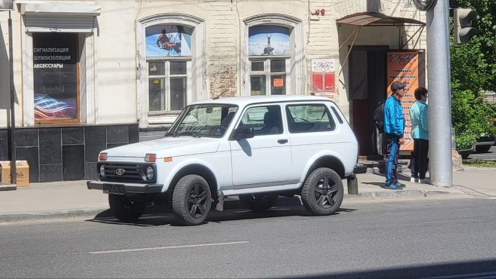 Пьяный водитель из Балаково возместил 475 тысяч за смертельное ДТП после ареста «Нивы»