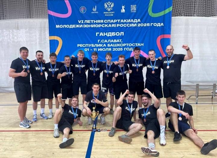 Саратовские гандболисты выиграли «бронзу» на Спартакиаде молодежи