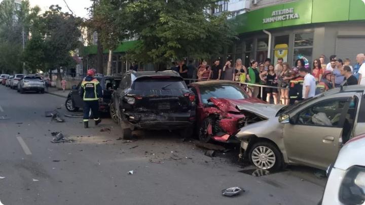 Шесть нарушений ПДД: прокуратура рассказала о водителе Changan, сбившем девушку в Саратове