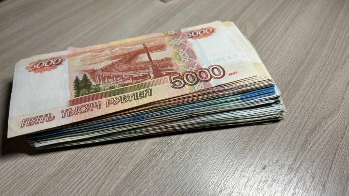 В Саратовской области сократили региональные выплаты по контракту с Минобороны