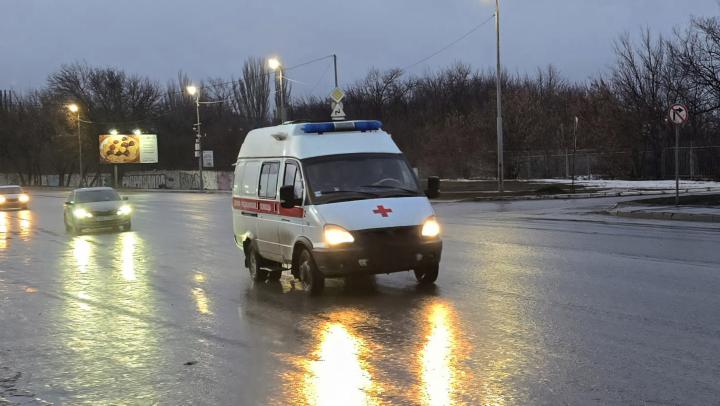 В Ровенском районе Саратовской области семья из пяти человек отравилась угарным газом