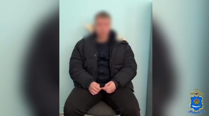 В Астраханской области поймали курьера-мошенника, который собирал миллионы с обманутых саратовцев и жителей других городов